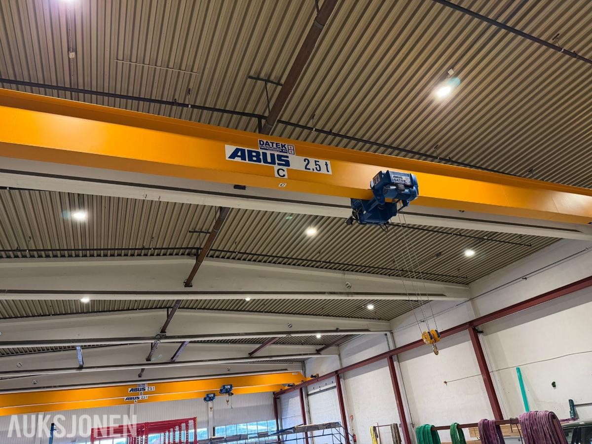 2011 3 Abus 2,5 tonn traverskraner med kranbane 23x48 meter